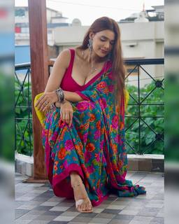 Tanishq Sharma feet photo 19