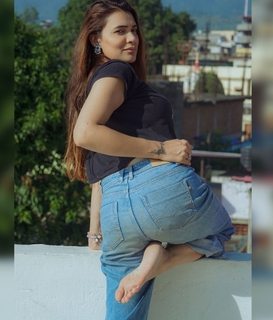 Tanishq Sharma feet photo 4