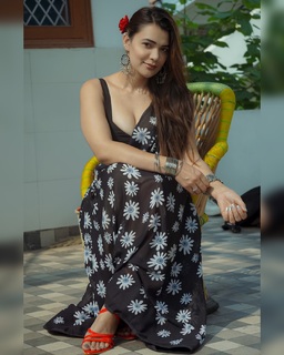 Tanishq Sharma feet photo 18
