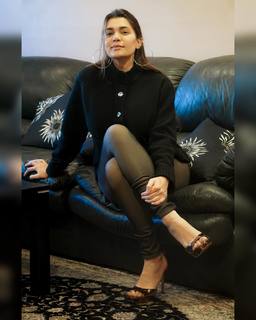 Tanishq Sharma feet photo 15