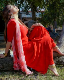 Tanishq Sharma feet photo 2