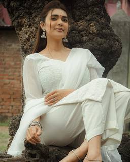 Tanishq Sharma feet photo 18