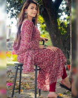 Tanishq Sharma feet photo 18