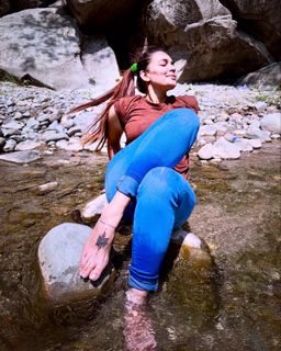 Tanishq Sharma feet photo 2