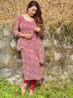 Tanishq Sharma feet photo 12