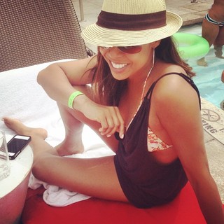 Taniya Nayak feet photo 18