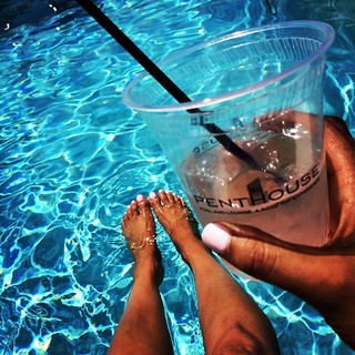 Taniya Nayak feet photo 11