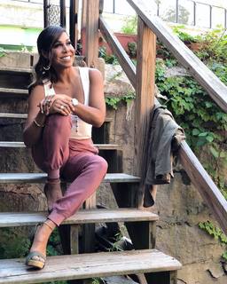 Taniya Nayak feet photo 14