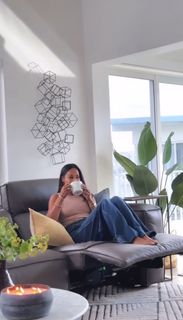Taniya Nayak feet photo 3