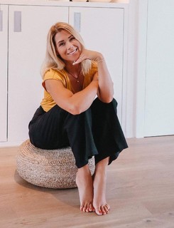 Tanja Szewczenko feet photo thumbnail