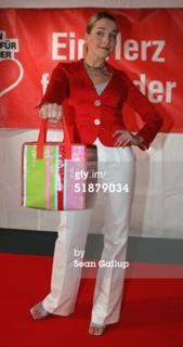 Tanja Wedhorn feet photo thumbnail