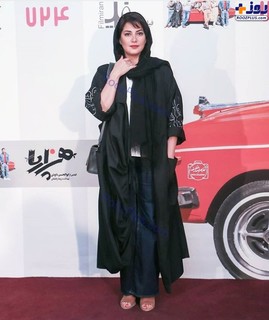 Tannaz Tabatabaei feet photo 12