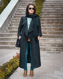 Tannaz Tabatabaei feet photo 4