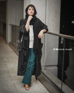 Tannaz Tabatabaei feet photo 2
