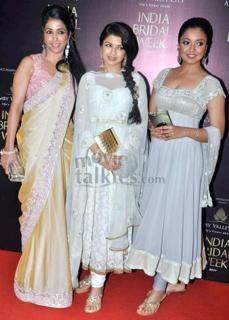 Tanushree Dutta feet photo 13