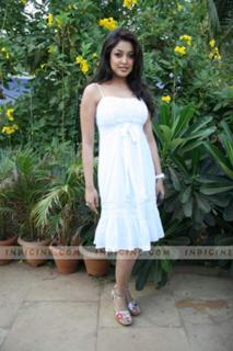 Tanushree Dutta feet photo 14