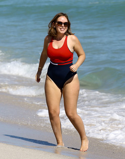 Tanya Burr feet photo 1