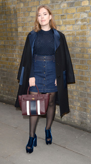 Tanya Burr feet photo 10