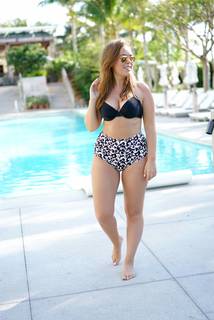 Tanya Burr feet photo 16