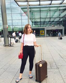 Tanya Burr feet photo 15