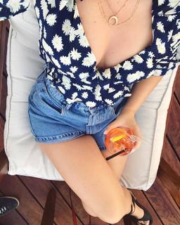 Tanya Burr feet photo 10