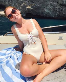 Tanya Burr feet photo 7