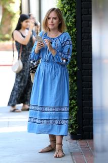 Tanya Burr feet photo 19