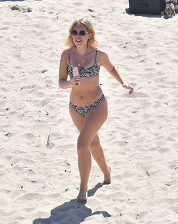Tanya Burr feet photo 17