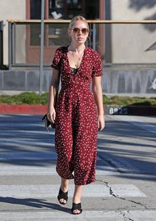 Tanya Burr feet photo 1