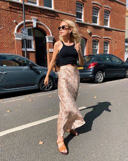 Tanya Burr feet photo 15