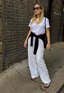 Tanya Burr feet photo 6