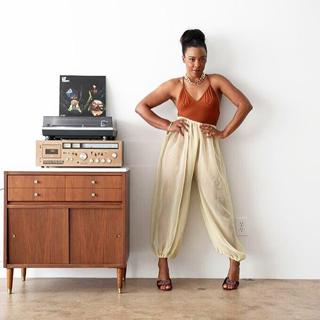 Tanya Chisholm feet photo 1