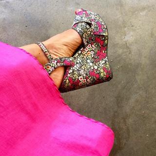 Tanya Chisholm feet photo 11
