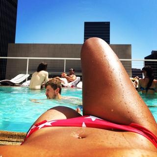 Tanya Chisholm feet photo 4