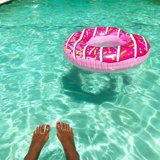 Tanya Chisholm feet photo 13