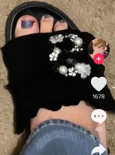Tanya Herbert feet photo 12