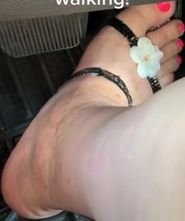 Tanya Herbert feet photo 9