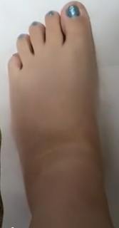 Tanya Herbert feet photo 9