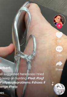 Tanya Herbert feet photo 8