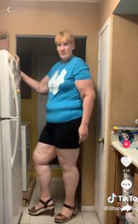 Tanya Herbert feet photo 9
