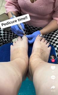 Tanya Herbert feet photo 3