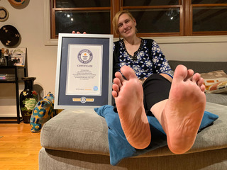 Tanya Herbert feet photo 4