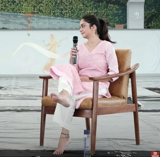 Tanya Maniktala feet photo 11