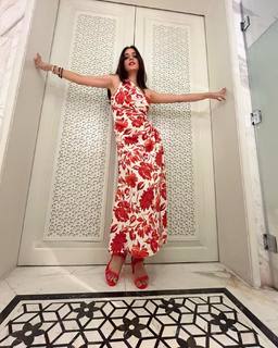 Tanya Maniktala feet photo 5