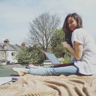 Tanya Reynolds feet photo 1