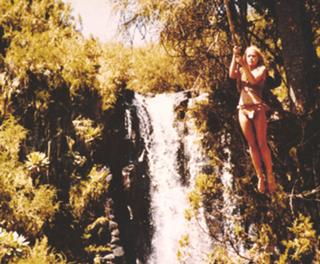 Tanya Roberts feet photo thumbnail