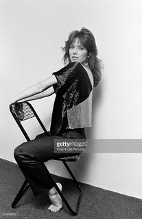 Tanya Roberts feet photo thumbnail