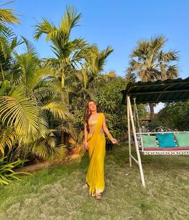 Tanya Sharma feet photo 3
