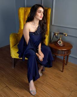 Tanya Sharma feet photo 15