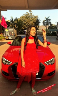 Tanya Sharma feet photo 1